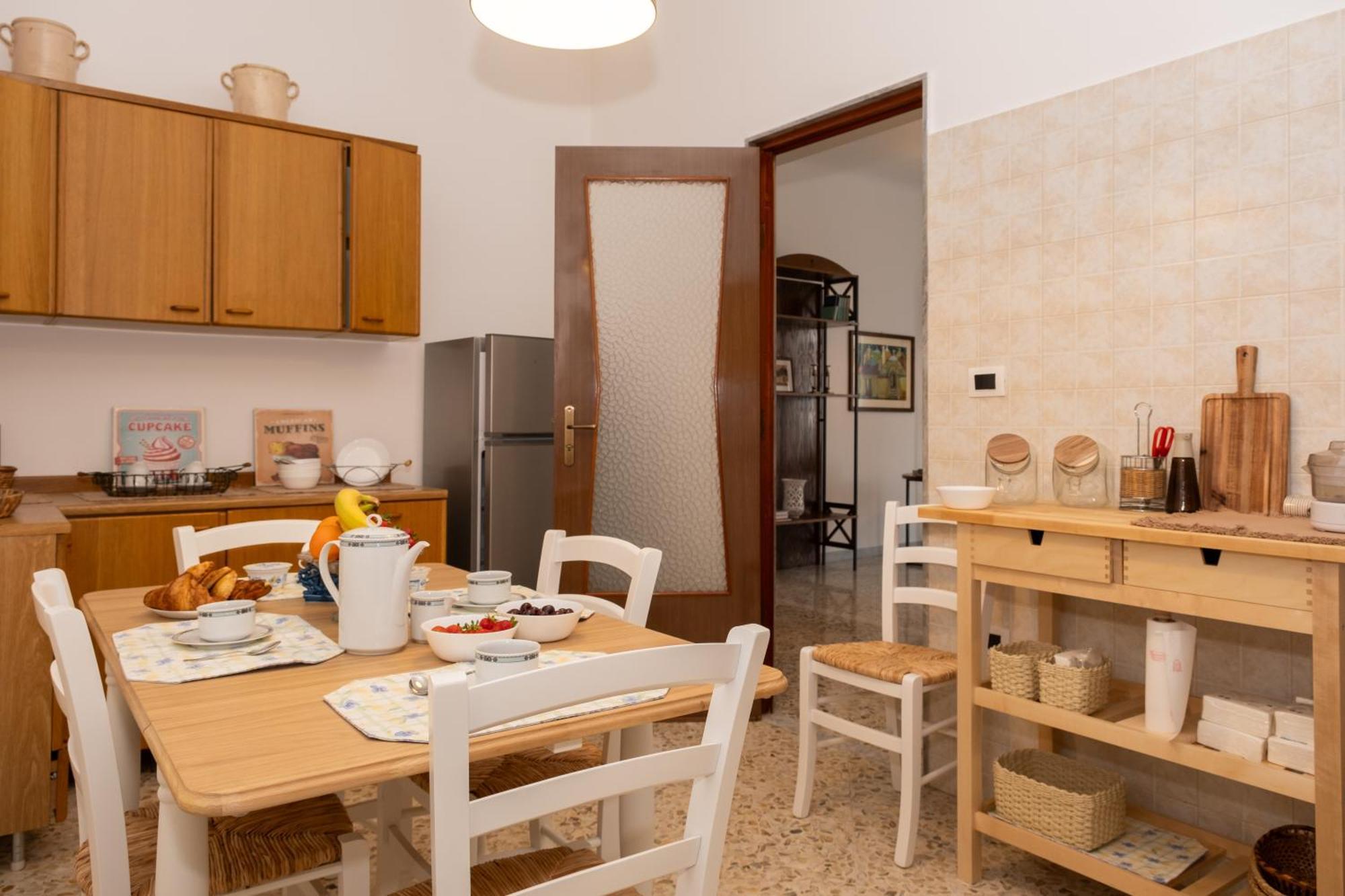 La Finestra Sui Trulli Bed and Breakfast Alberobello Exteriör bild